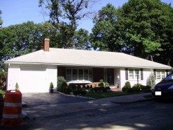 79 Drumlin Rd, Newton, MA 02459 exterior