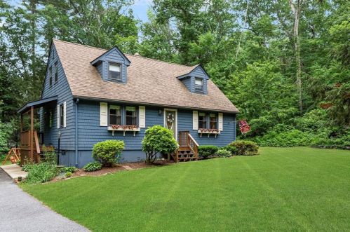 7 Spruce Ridge Dr, Glocester, RI 02814 exterior