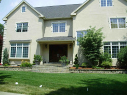 34 Peregrine Rd, Newton, MA 02459 exterior