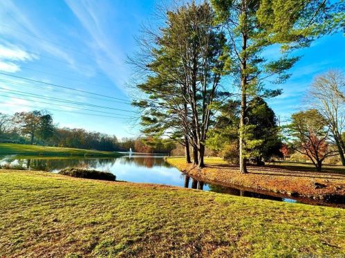 341 Songbird Ln, Southington, CT 06489 exterior
