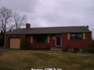 24 Bellaire Mnr, Cromwell, CT 06416 exterior