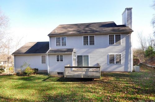 205 Congdon St, Middletown, CT 06457 exterior