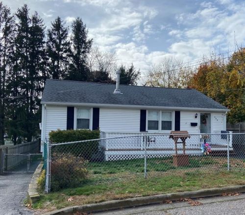 209 Baker Avenue Ext, Groton, CT 06340 exterior