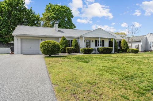 238 Wethersfield Dr, Warwick, RI 02886 exterior