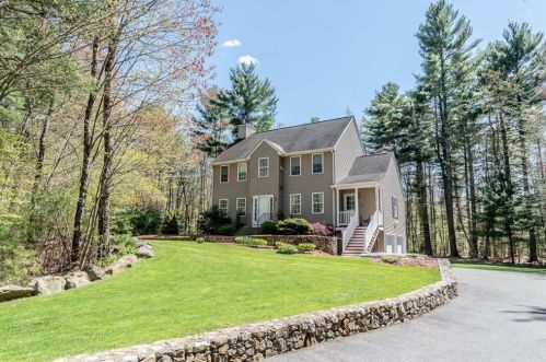 333 Douglas Hook Rd, Glocester, RI 02814 exterior