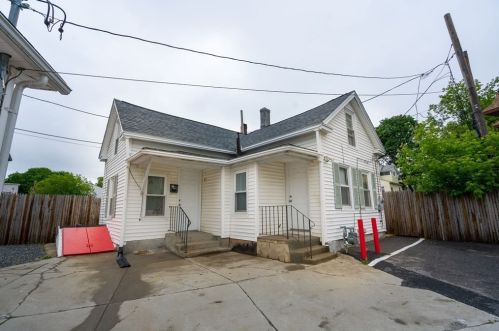 36 Douglas St, Worcester, MA 01603 exterior