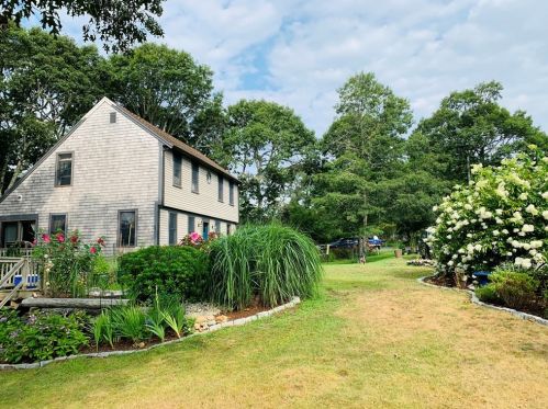 47 Beach Plum Cir, Harwich, MA 02645 exterior