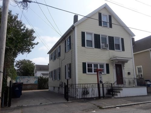 198 Blackmer St, New Bedford, MA 02744 exterior