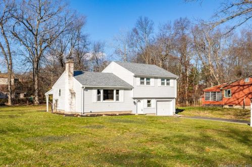 15 Lexton Dr, Farmington, CT 06032 exterior