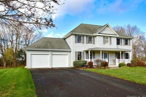 18 Cardinal Way, Wapping, CT 06074 exterior