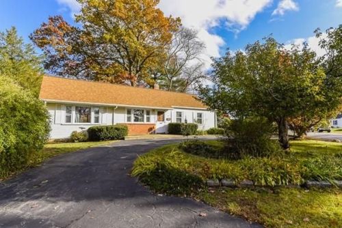 81 Amherst Rd, Stoughton, MA 02072 exterior