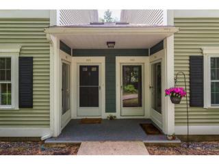 901 Springbrook Cir, Portsmouth, NH 03801 exterior