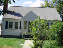 11 Lind Rd, Newton, MA 02465 exterior