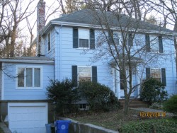 109 Woodcliff Rd, Newton, MA 02461 exterior