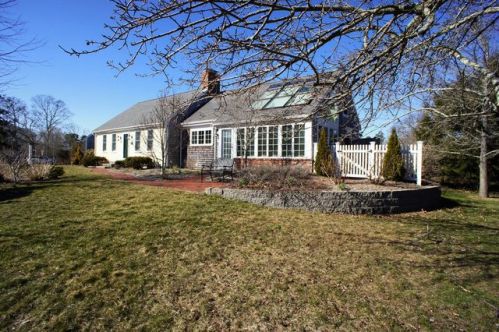 30 Pheasant Cove Cir, Yarmouth, MA 02675 exterior