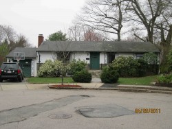 45 Juniper Ln, Newton, MA 02459 exterior