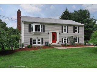 7 Anna Mac Dr, Cumberland, RI 02864 exterior