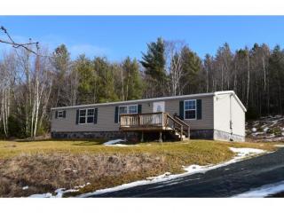 530 Blakslee Rd, Carroll, NH 03598 exterior