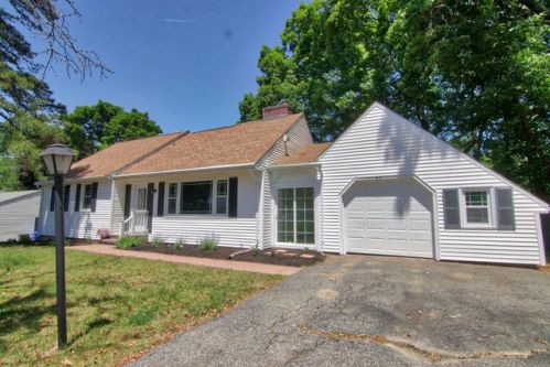 60 Harrow Rd, Springfield, MA 01118 exterior
