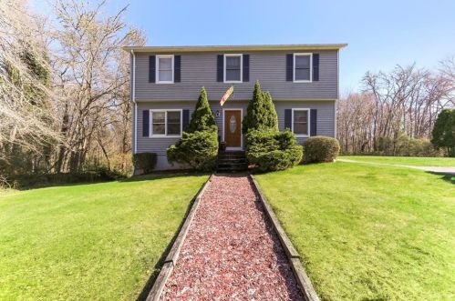 87 Dion Ave, Tiverton, RI 02878 exterior