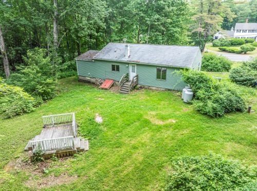 350 Gray Rd, Falmouth, ME 04105 exterior