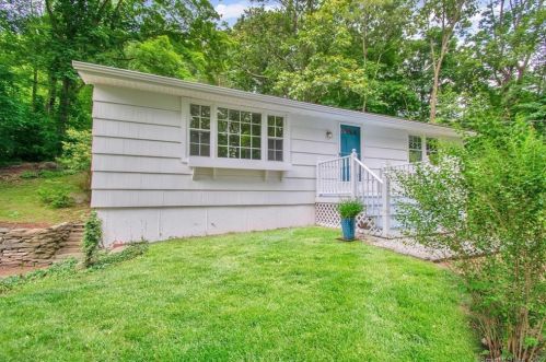 20 Geer Rd, Exeter, CT 06249 exterior