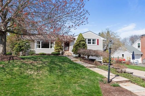 74 Ferguson Rd, Manchester, CT 06040 exterior