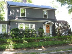 18 Furbush Ave, Newton, MA 02465 exterior