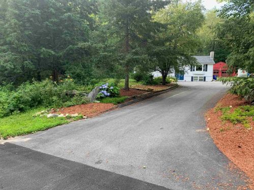 42 Range Rd, Goffstown, NH 03045 exterior