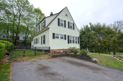28 Indian Hill Rd, Worcester, MA 01606 exterior