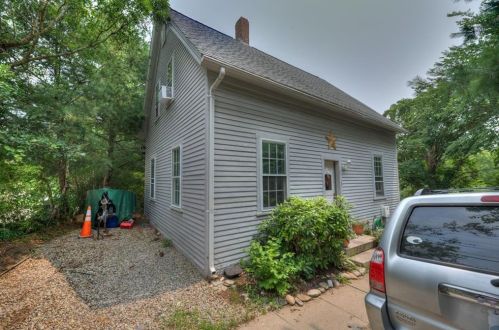 229 Shannock Village Rd, Richmond, RI 02875 exterior