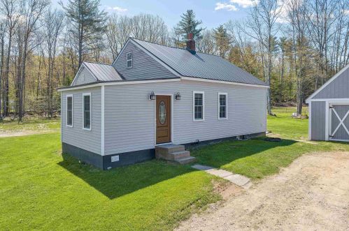 205 Shaker Rd, Tilton, NH 03276 exterior