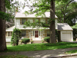 80 Crehore Dr, Newton, MA 02462 exterior