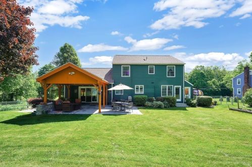 691 Glendale Rd, Wilbraham, MA 01095 exterior