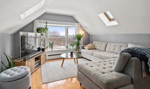 107 Bigelow St, Roxbury-Xing, MA 02135 exterior