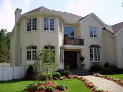 5 Eastham Rd, Newton, MA 02459 exterior