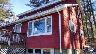 10 Stark Ln, Enfield, NH 03748 exterior