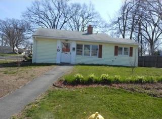 45 Greenleaf St, Chicopee, MA 01013 exterior