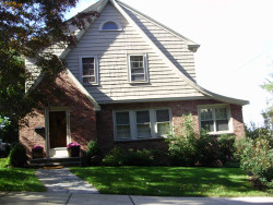 111 Mount Vernon St, Newton, MA 02465 exterior