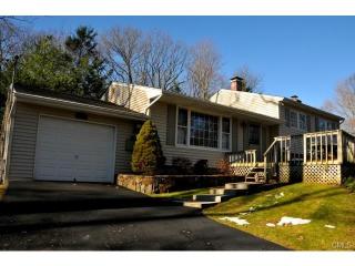 153 Bob Hill Rd, Ridgefield, CT 06877 exterior