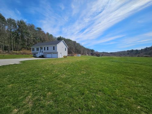 380 Mashentuck Rd, Killingly, CT 06239 exterior