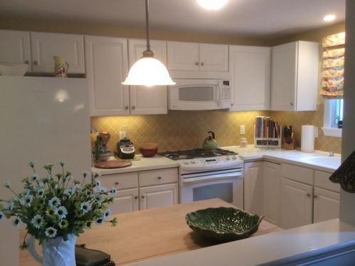 98 Pine Hill Blvd, Mashpee, MA 02649 exterior