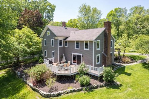 5 Old County Rd, Deep River, CT 06419 exterior