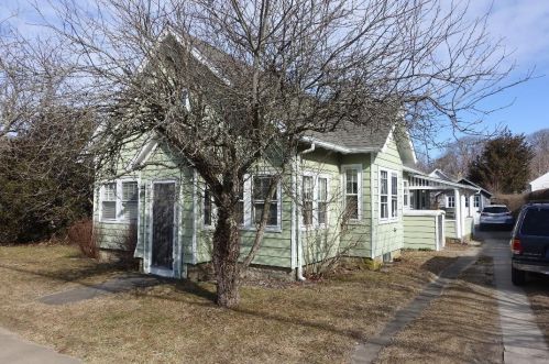 183 Upper Main St, Marthas Vineyard, MA 02539 exterior
