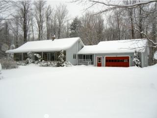 95 Raycrest Dr, Randolph, NH 03593 exterior