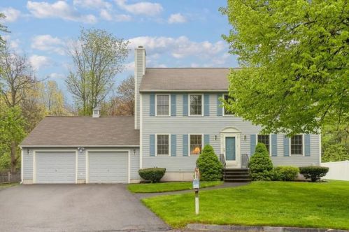 7 Reeves Rd, Maynard, MA 01754 exterior