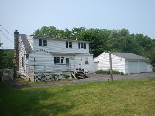 16 Roosevelt Dr, Seymour, CT 06483 exterior