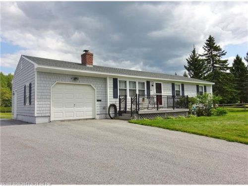 80 Nottingham Way, Brewer, ME 04412 exterior