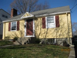 27 Kensington Ave, Newton, MA 02465 exterior