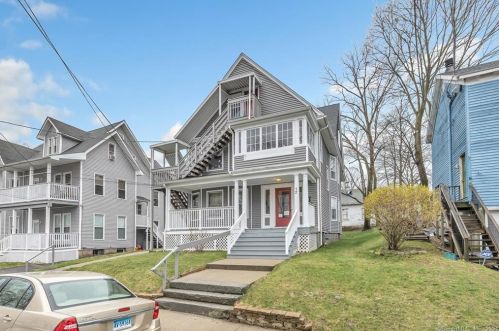 12 Fairmont Pl, Huntington, CT 06484 exterior